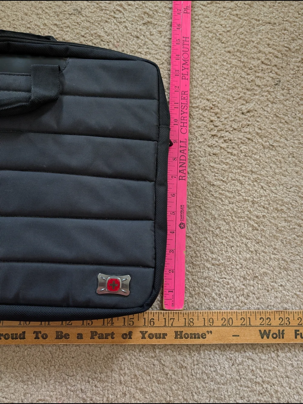 SwissGear Black Padded Laptop Messenger Bag